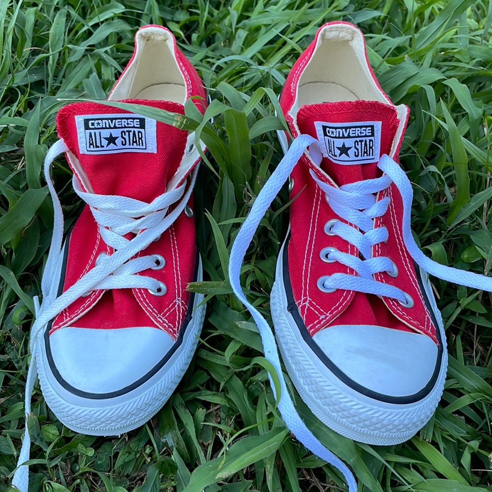 Red converse